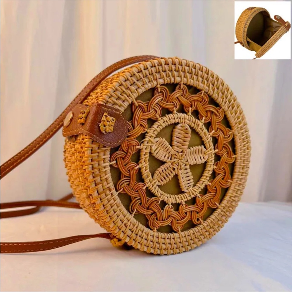 Bohemian Style Vintage Woven Straw Raw Bag ( Size: 18*7.5 cm)